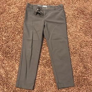 Van Heusen stretchy grey ankle pants. Size 10